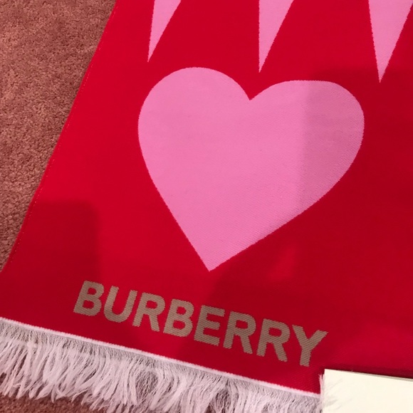 Host pick Burberry Authentic winter scarf pink and red - Picture 4 of 15